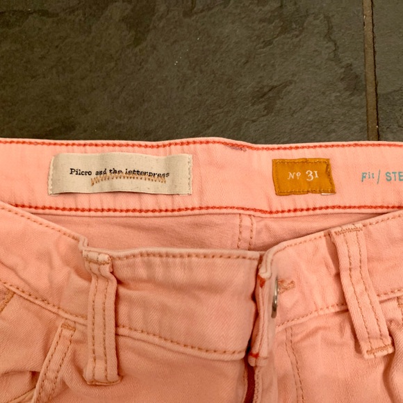 EUC Anthro’s Pilcro & Letterpress pink jeans size 31 - Picture 2 of 5